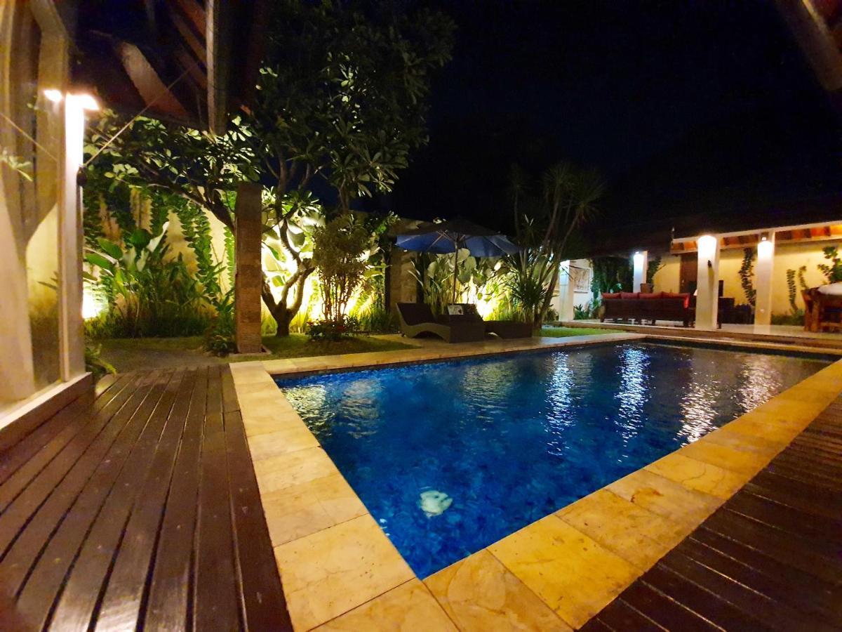 סמיניאק Villa Davenny מראה חיצוני תמונה